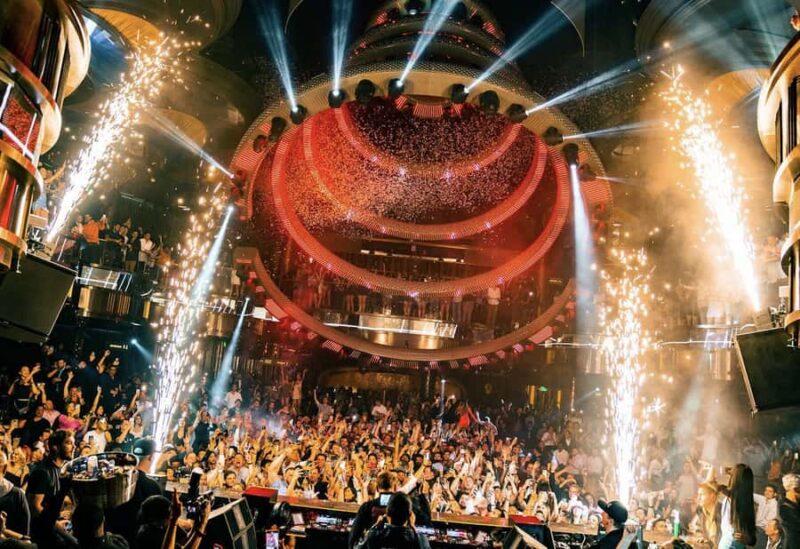 #1 Vegas Club Crawl with Party Bus, Free Drinks & VIP Entry - Who Should Consider This Vegas Club Crawl