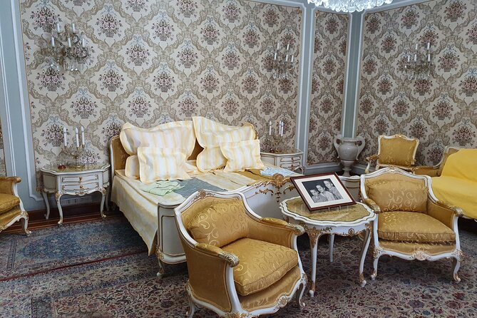 10 h Ceausescu Communism Private Tour in Bucharest plus Dracula's Grave - Discovering Dracula’s Final Resting Place at Snagov Monastery
