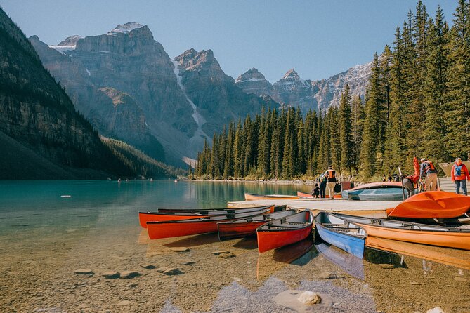 10 Hours Private Tour From Calgary: Lake Louise and Moraine Lake - Visiting Lake Louise: The Queen of Banff Lakes