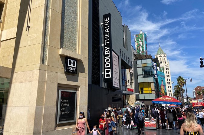 10-Seater Private Tour of LA - The Experience with a Knowledgeable Guide