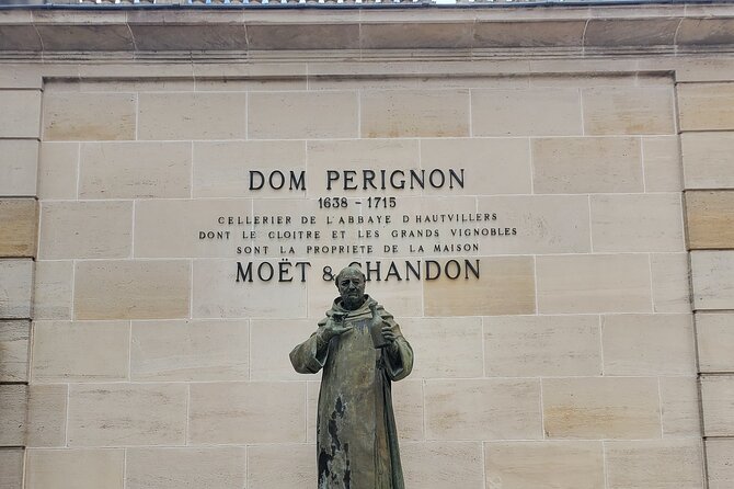 100% electric airport transfer From Reims and Epernay to Paris - Trusted Provider and Customer Satisfaction