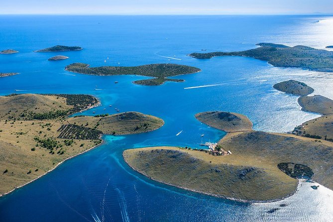1000 islands route - 1.5-Hour Panoramic Flight over Kornati & ibenik - Explore Croatia from the Sky on a 1.5-Hour Private Flight over Kornati & Ibenik
