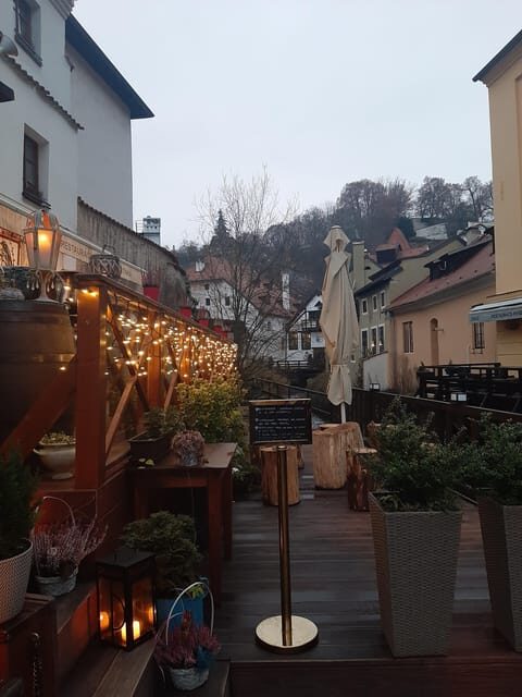 1000 years of history! Evening walking foodie tour - Key Points