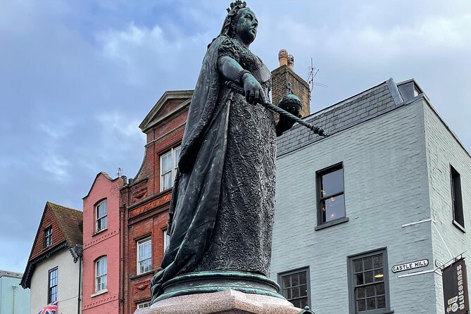 1,000 Years of Royal History from Windsor to Eton: A Self-Guided Audio Tour - Starting Point at Windsor Royal and Tour Duration