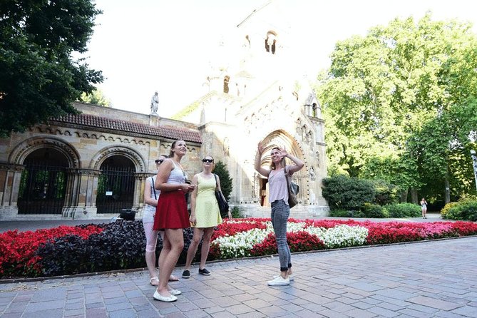 101 things in Budapest - Full Day Tour with Lunch & Metro Pass - Explore Budapest’s Highlights and Hidden Corners in One Day