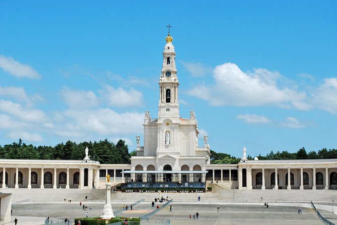 11-Day Portugal and Andalucia Guided Tour from Madrid - Exploring Salamanca and Porto: The Gateway to Portugal