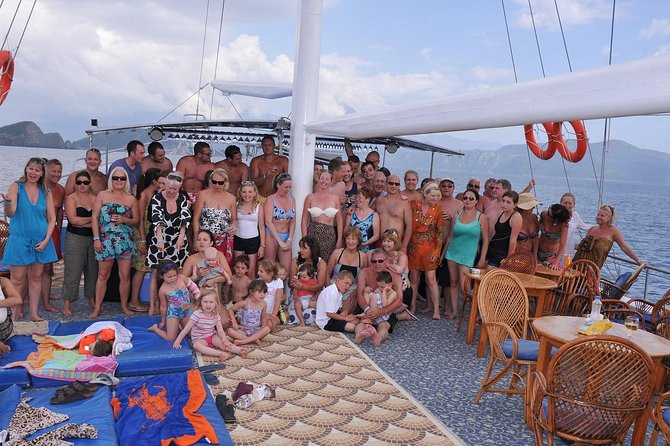 12 Island Boat Trip from Fethiye - Practical Details: Meeting Points and Transportation