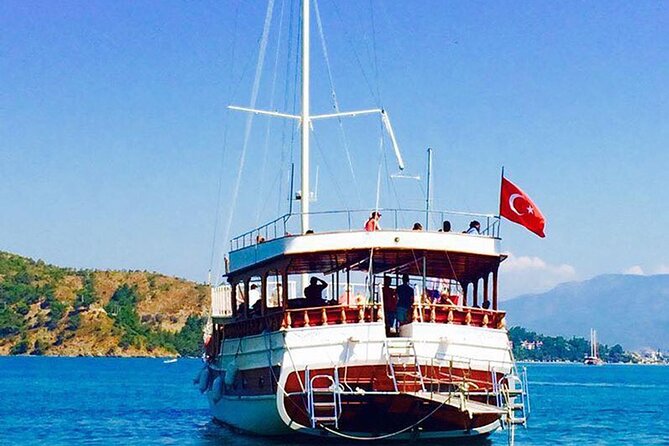 12 Islands Boat Trip in Fethiye - Swimming and Sunbathing at Beautiful Bays and Islands