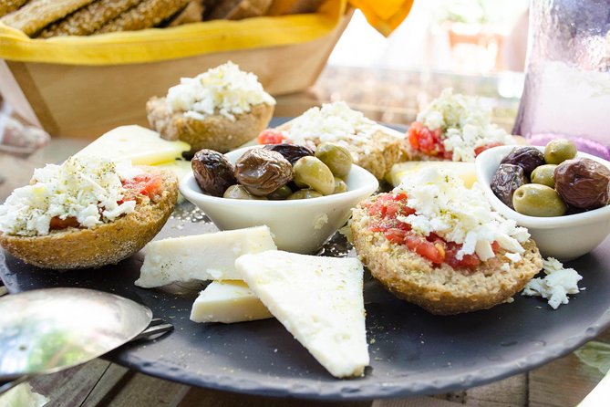 12 Tastings of Heraklion city - walking culture tour - Sampling Authentic Greek Coffee and Raki