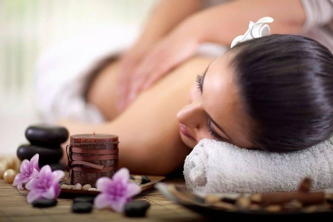 120 minutes Full Body Relaxing Massage + Head Massage + Feet Massage For Couples - Discover the Ultimate Couples Relaxation in Athens for Just Over $116