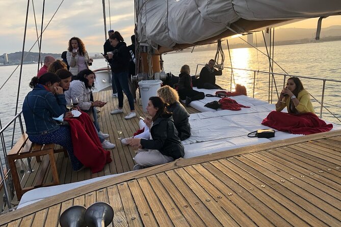 1,5 Hour sunset Tour on a Historical Boat with music DJ &, drinks - Practical Details: Booking, Cancellation, and Accessibility