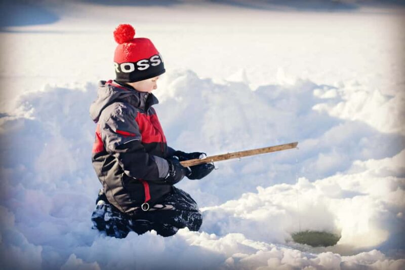 15 min. Tadoussac : Family-Friendly Ice Fishing Experience - Key Points