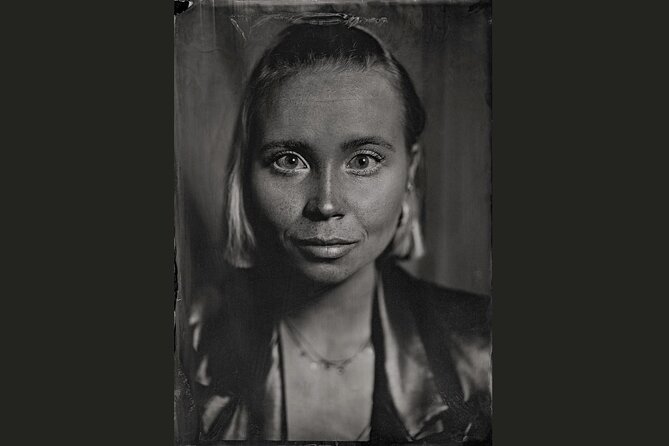 19th Century metal portrait an unique experience Porto-Portugal - Introduction to the 19th Century Metal Portrait Tour in Porto