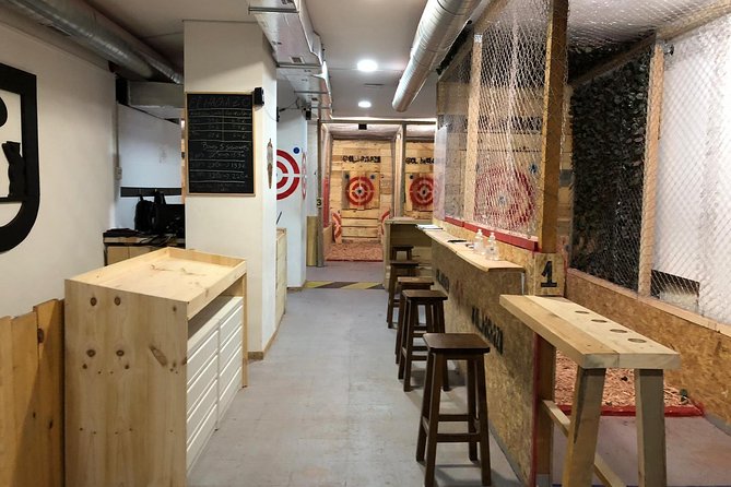 1h Ax Throw - Starting Point and Meeting Details in Madrid