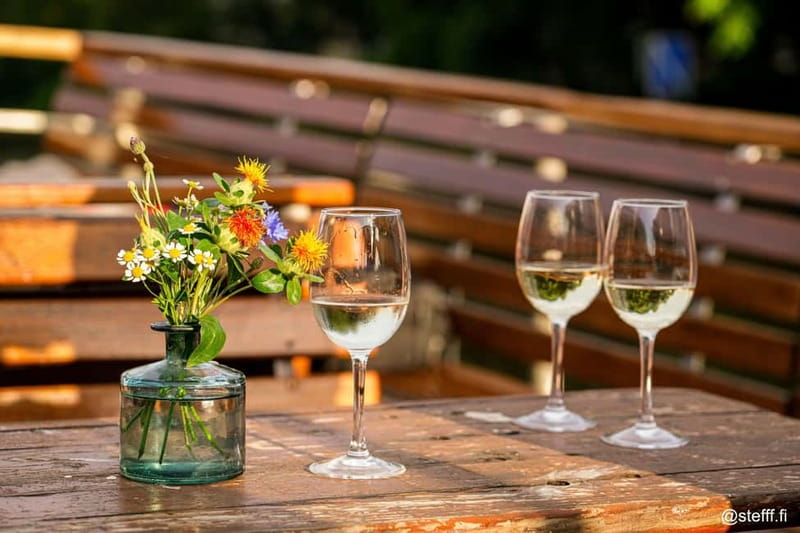 1h Berlin-Cruise with 140 year old electrified steamship - Practical Information: Meeting Points and Accessibility