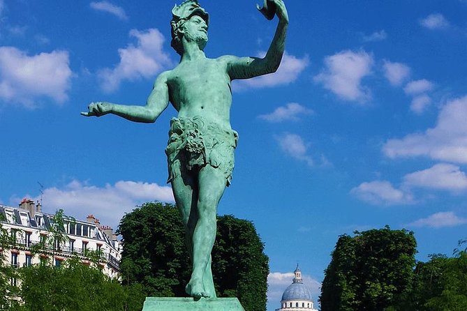 1st Day in Paris Discovery Private Tour: 'How-to' Orientation & Sightseeing Fun! - Exterior View of the Louvre Museum and Garden