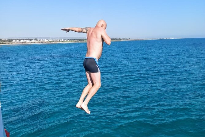 2.5 hour Glass Bottom Boat Trip, Snorkeling, Sliding and Fun - Marine Life Encounters and the Sponge Reefs