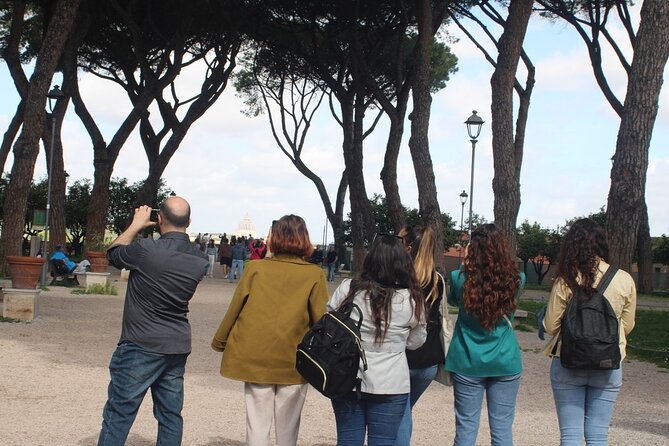 2.5-Hour Night Tour of Rome by Luxury Golf Cart - Traveling Through Rome in a Luxury Golf Cart