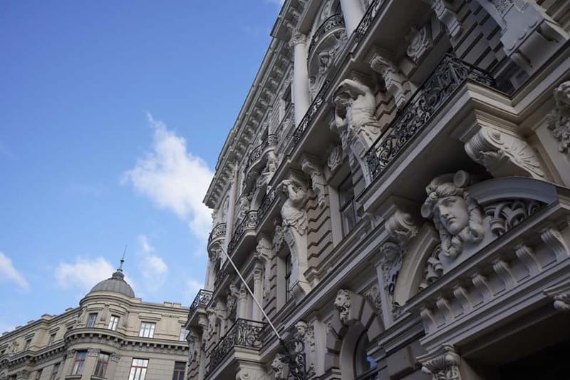 2.5-Hour Riga Cruiser Bike Tour - Practicalities and Safety Tips