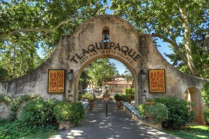 2.5-Hour Sedona Sightseeing Tour with Sedona Hotel Pickup - Practical Logistics and Comfort