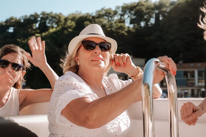 "2 bays, mornings, afternoons, sunset with a glass of cava - Marine Life and Natural Encounters