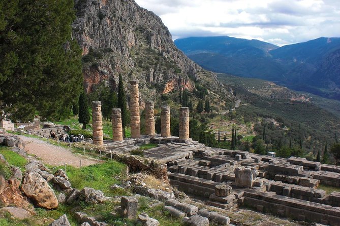 2 Day Award-Winning Private Tour to Delphi & Meteora from Athens - Arachova: Traditional Charm and Local Flavors