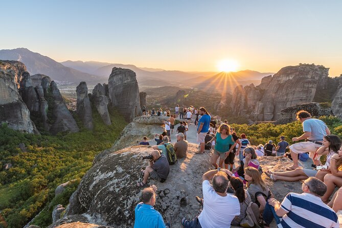 2-Day Delphi and Meteora Tour from Athens - Practical Tips for the Tour: Timing, Clothing, and Crowd Levels