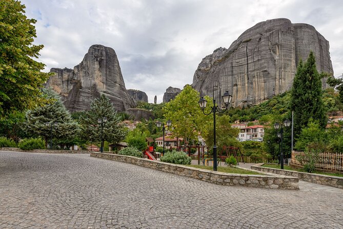 2-Day Delphi Meteora Tour From Athens - Lunch and Free Time in Kalambaka