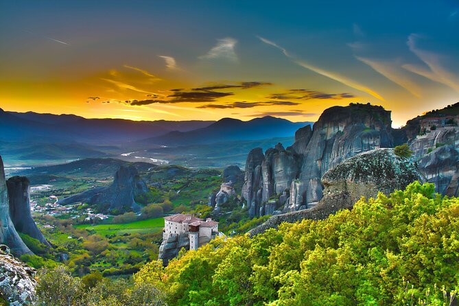 2-Day Delphi Meteora Tour From Athens - Accommodation and Meal Inclusions