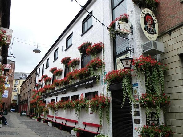 2-Day 'Game of Thrones' Rail Tour from Dublin Incl. Belfast and Giant's Causeway - The Natural Wonder of Giants Causeway
