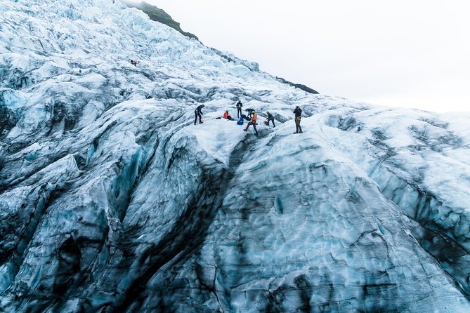 2-Day Ice Cave & South Coast: Glacier Hike and Glacier Lagoon - Hiking on a Glacial Outlet in Skaftafell National Park