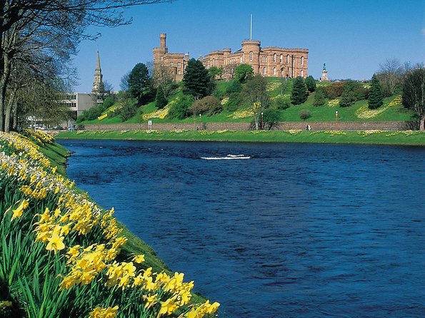 2-Day Inverness and the Highlands Very Small Group Tour from Edinburgh - From Stirling Castle to the Highland Villages
