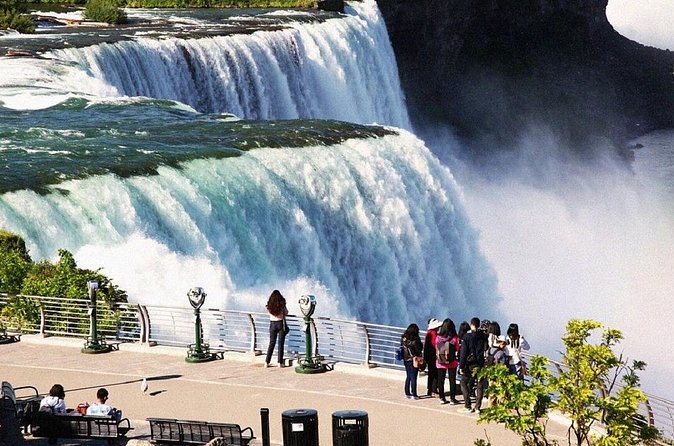 2 Day Niagara Falls Small Group Tour - What’s Not Included and Additional Costs