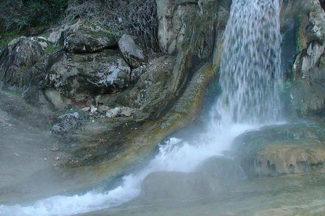 2 Day Private Tour Of Delphi, Thermopylae & Meteora From Athens - Visiting the Hanging Monasteries of Meteora: Inner Courtyards and Iconic Views
