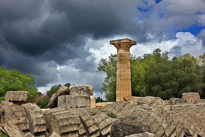 2 Day Private Tour to Amazing Delphi & Meteora - Discover the Charm of a Private 2-Day Tour to Delphi and Meteora in Greece