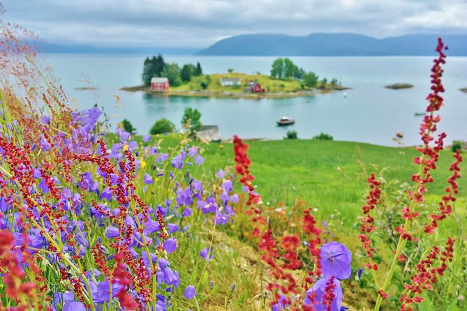 2-Day Round Trip from Bergen: THE GRAND HARDANGER  fjords, waterfalls, glaciers - Visiting the Norsk Natursenter - Hardanger