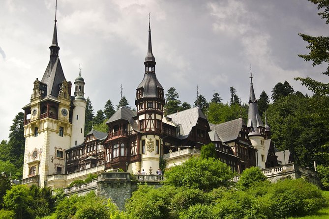 2-Day Small-Group Tour to Dracula's Castle, Rasnov Fortress, Peles Castle, Sighisoara and Libearty Brown Bear Sanctuary with Overnight in Brasov - The Tour Starts in Bucharest with Convenient Pickup and Transport