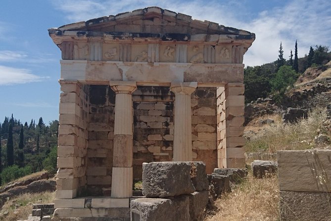 2-Day Trip to Delphi from Athens - Guides and Local Expertise