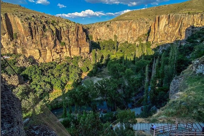 2 Days 1 Night Private Cappadocia Tour with Optional Balloon Tour from Istanbul - Visiting the Pottery Village of Avanos