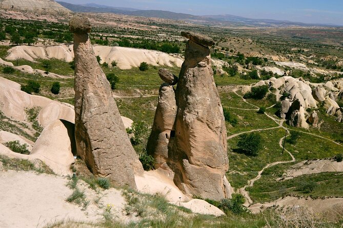 2 Days Cappadocia Red and Green Tour from Istanbul by Flight - Scaling Uçhisar Castle and relaxing in Göreme
