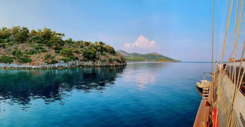 2 Days Cappadocia Tour from Istanbul and ending Antalya - The Guided Tours: Expertise and Multilingual Support