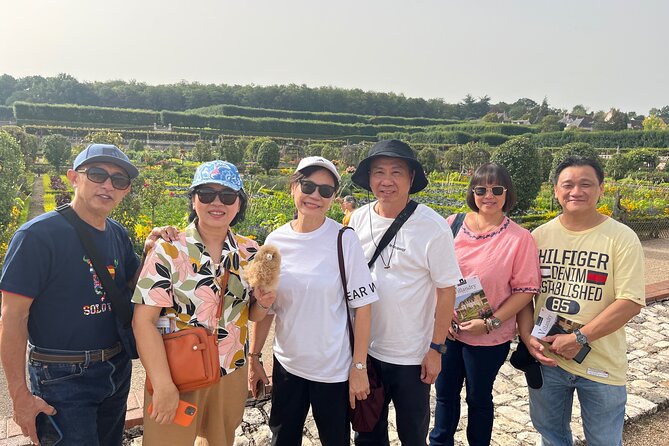 2-Days Private Guided Tour in Loire Valley Castles & Wine Tasting - Discover the Grandeur of Château de Chambord