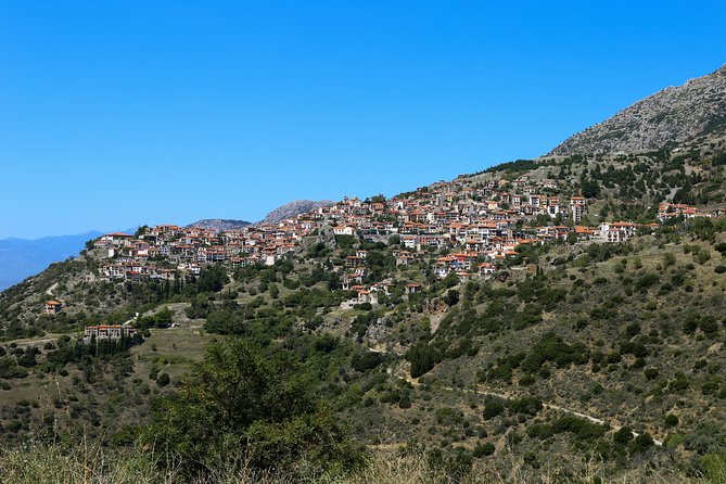 2 Days Private Tour: Delphi & Meteora - Exploring the Monasteries of Meteora from Different Perspectives