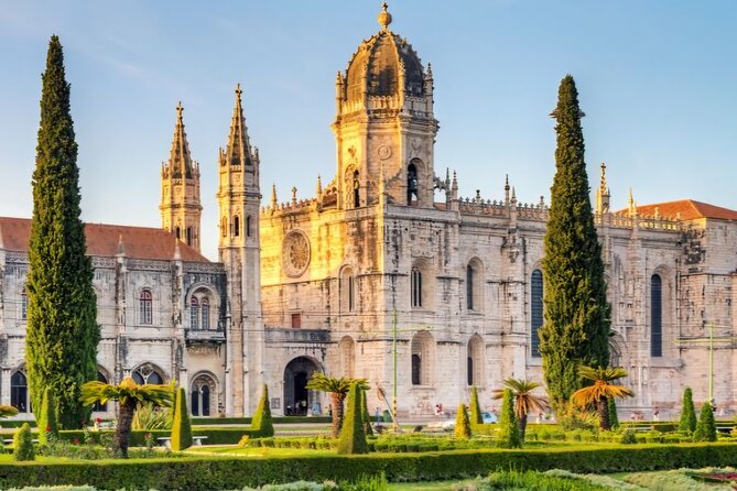2 Days Private Tour of Lisbon - Experiencing Lisbon’s Downtown Vibrancy on Tram 28