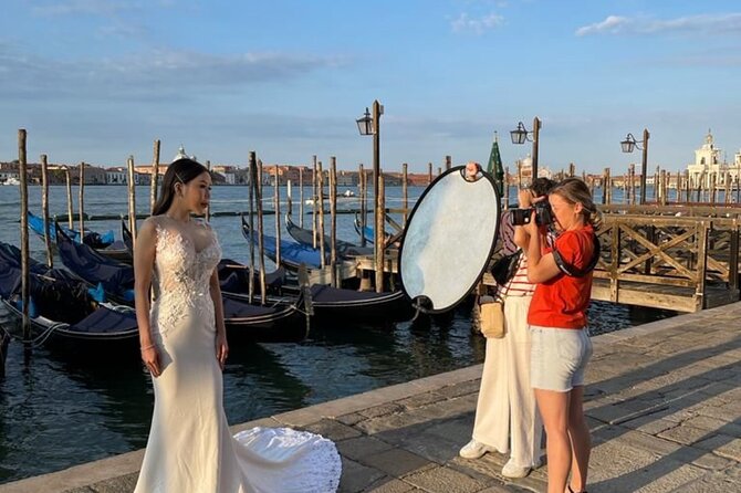 2 Hour Athens Styled Photoshoot with professional photographer - Meeting Point and End of Experience