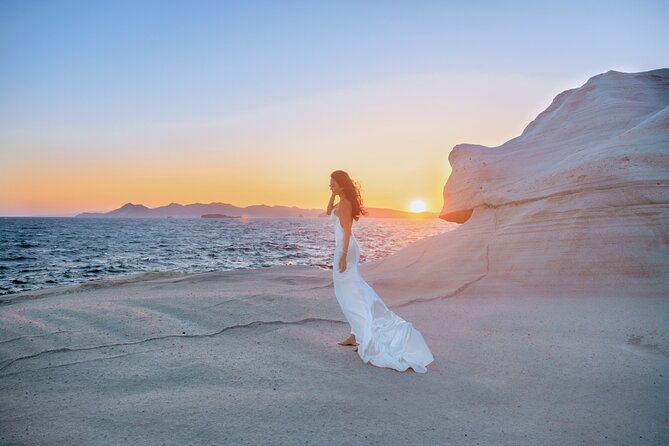 2 Hour Athens Styled Photoshoot with professional photographer - Flexible Cancellation and Booking in Advance