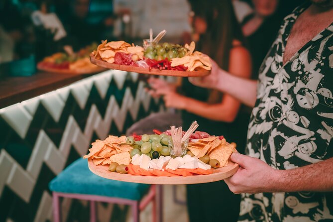 2 Hour Bottomless Brunch Experience with 3 Course Meal And Drinks - Savor a 2-Hour Bottomless Brunch with a 3-Course Meal in Krakow