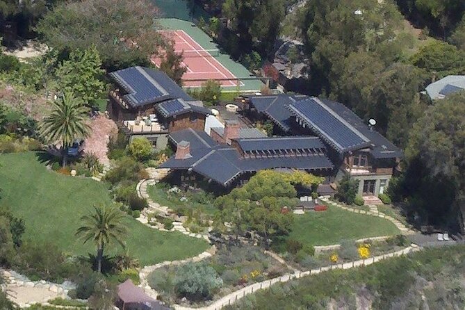 2 Hour Celebrity Homes Tour - Accessibility and Practical Details