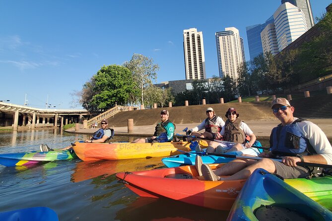 2-Hour Downtown Houston Skyline Paddleboard and Kayak Rentals - Nature and Wildlife Along Buffalo Bayou