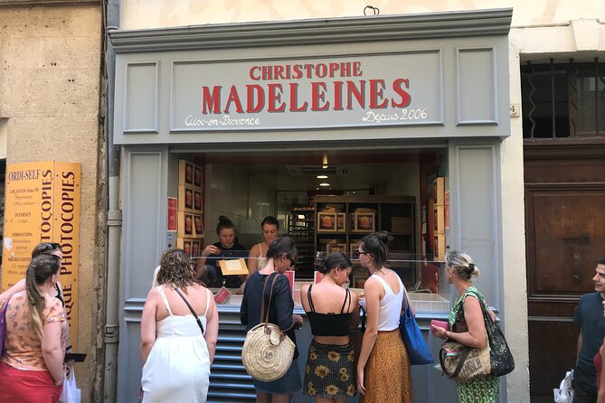 2-Hour Foodie Tour with 10 Tastings in Aix-en-Provence - The Expertise of the Guide, Edouard